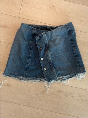 American Eagle Light & Dark Blue Distressed Stretch Denim Skirt
